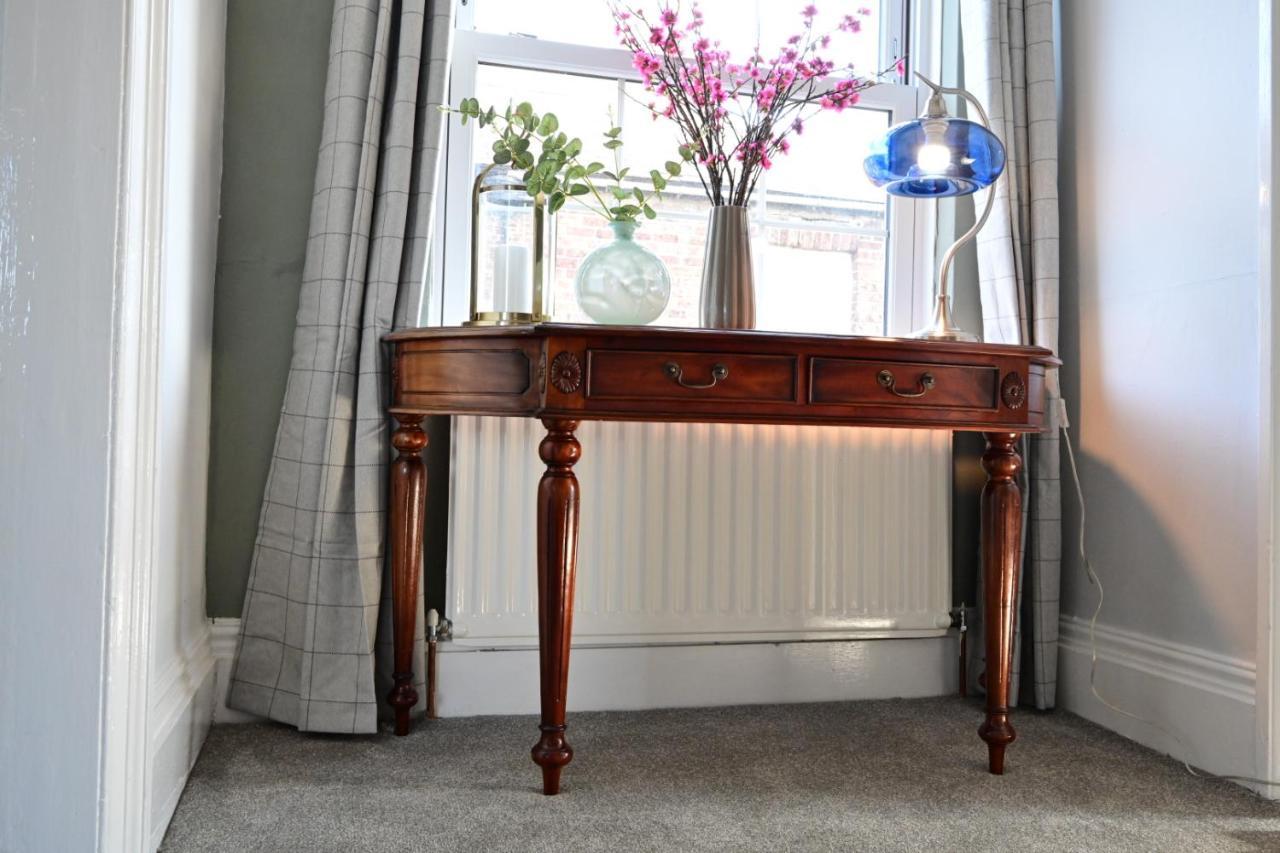 Luxury Accommodation In Durham Centre Экстерьер фото
